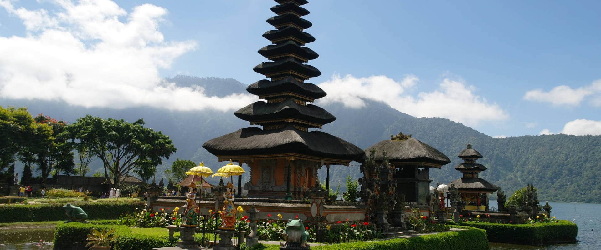 The Pura Ulun Danu temple