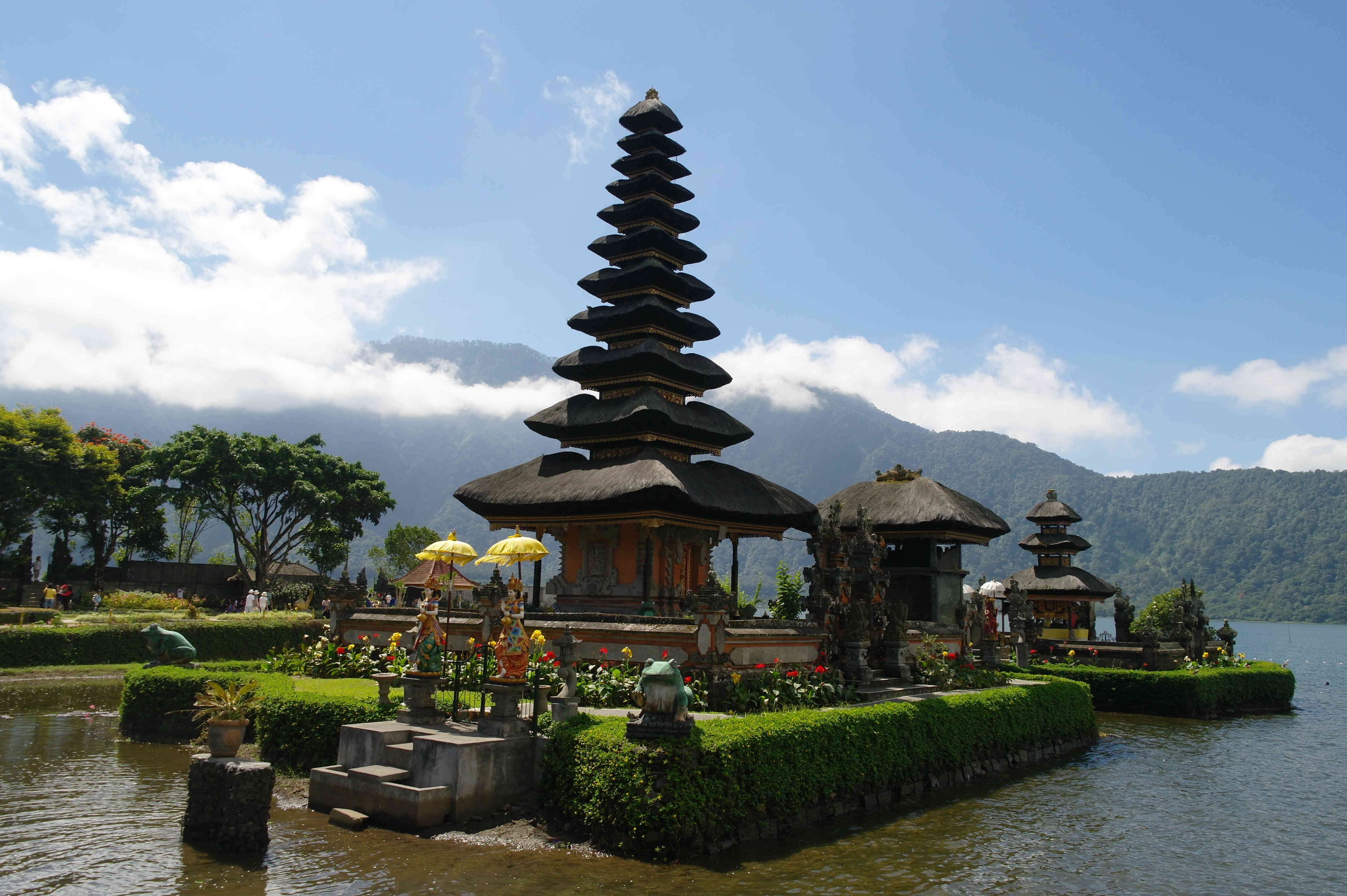 The Pura Ulun Danu temple